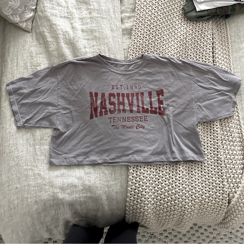 Cropped Nashville Women’s Tee